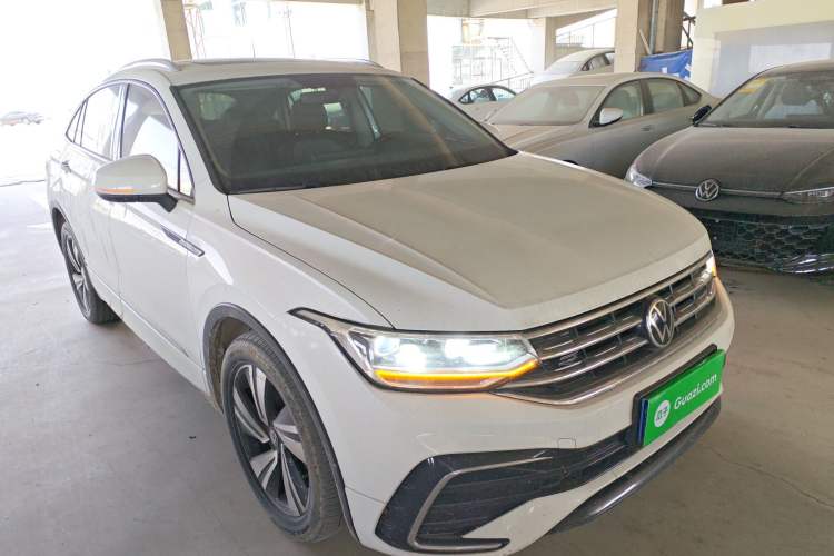 Used Volkswagen Tiguan X 2023 330TSI Two-Wheel Drive Luxury Edition Front Right 45 Deg