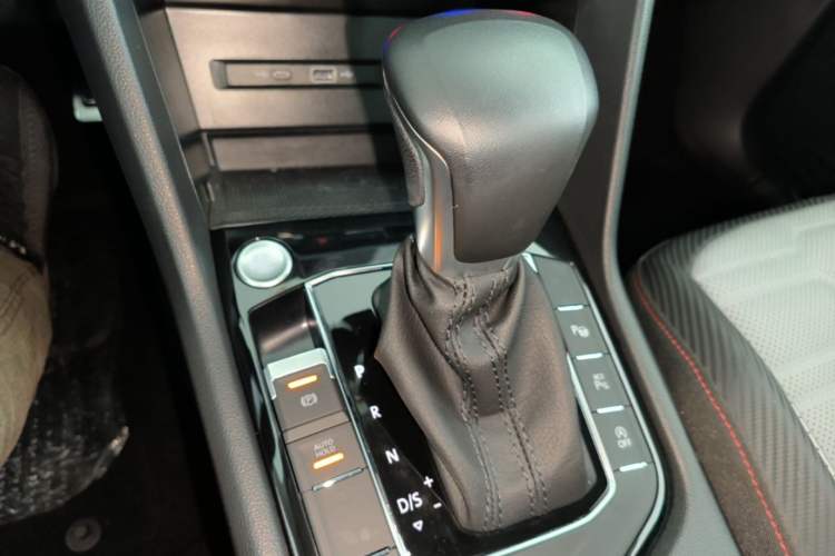 Used Volkswagen Tiguan X 2023 Revised Version 330TSI Two-Wheel-Drive Flagship Edition Gear Lever
