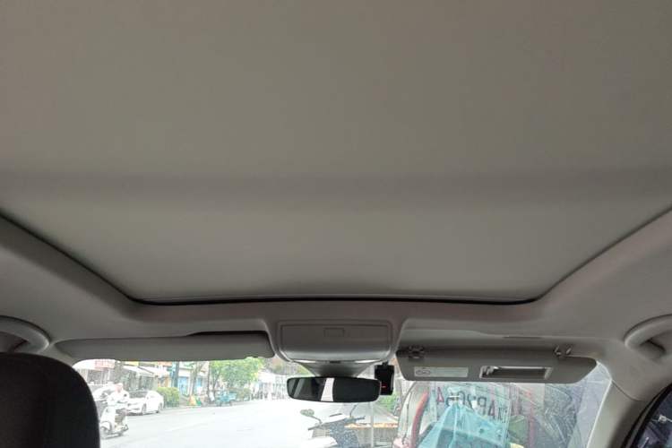 Used Volkswagen Tiguan X 2023 Facelift 330TSI Two-Wheel-Drive Prestige Flagship Edition Headliner