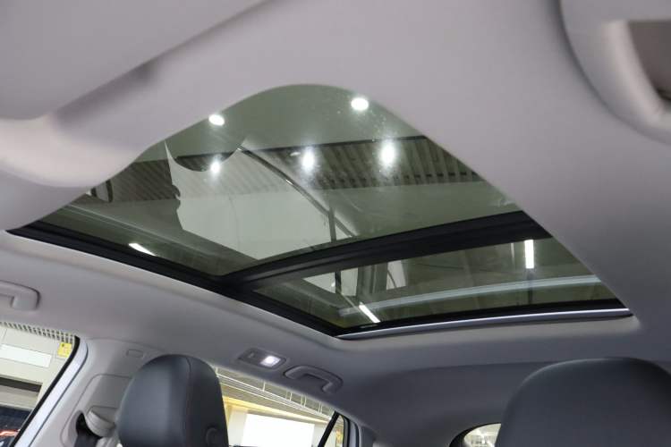Used Volkswagen Tiguan X 2023 Revised Version 330TSI Two-Wheel-Drive Flagship Edition Headliner