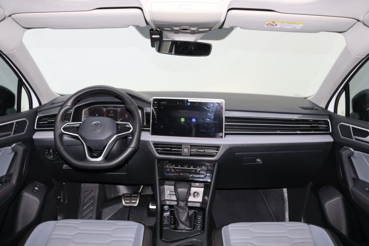 Used Volkswagen Tiguan X 2023 Revised Version 330TSI Two-Wheel-Drive Flagship Edition Interior 3