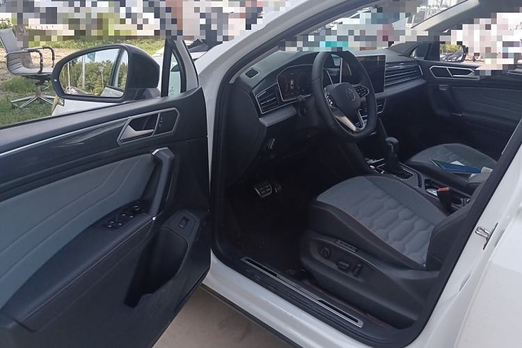 Used Volkswagen Tiguan X 2023 330TSI Two-Wheel-Drive Prestige Flagship Edition Interior 3