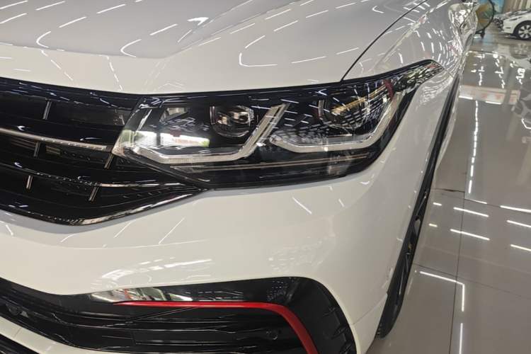 Used Volkswagen Tiguan X 2023 Facelift 330TSI Two-Wheel-Drive Prestige Flagship Edition Left Front Headlight