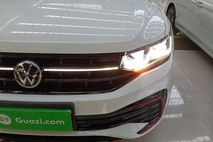 Used Volkswagen Tiguan X 2023 330TSI Two-Wheel-Drive Prestige Flagship Edition Left Front Headlight