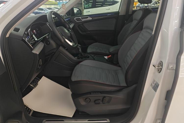 Used Volkswagen Tiguan X 2023 Facelift 330TSI Two-Wheel-Drive Prestige Flagship Edition Left Front Seat