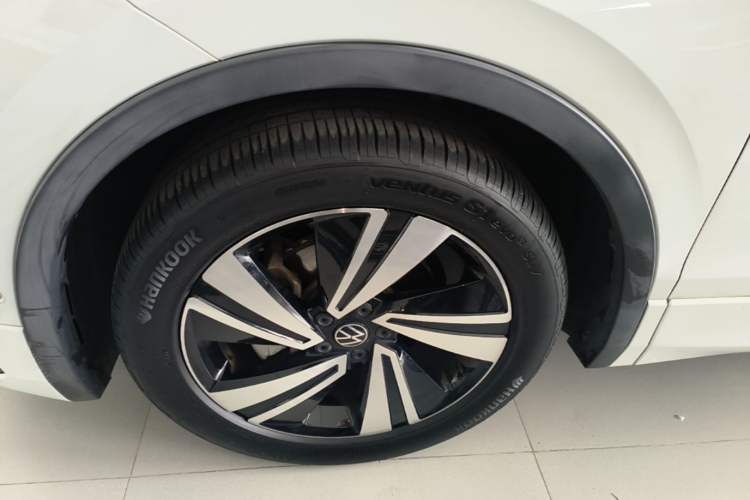 Used Volkswagen Tiguan X 2023 Revised Version 330TSI Two-Wheel-Drive Flagship Edition Left Front Wheel Hub