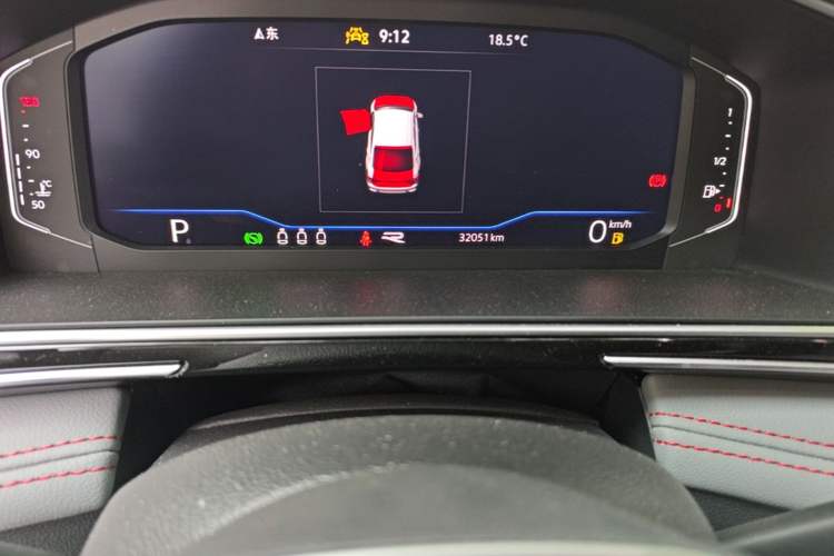 Used Volkswagen Tiguan X 2023 Facelift 330TSI Two-Wheel-Drive Prestige Flagship Edition Odometer Close Up