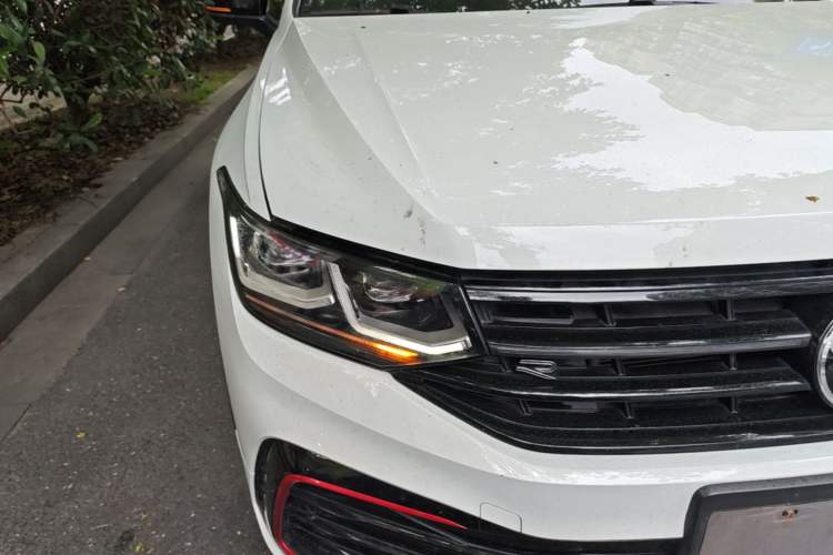 Used Volkswagen Tiguan X 2023 Facelift 330TSI Two-Wheel-Drive Prestige Flagship Edition Right Front Headlight