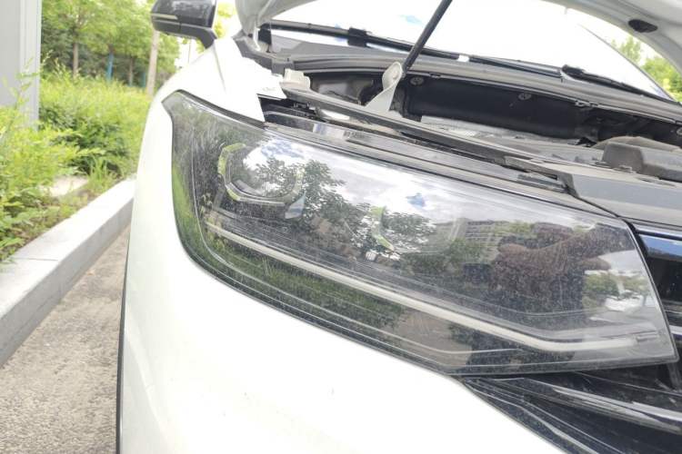Used Volkswagen Tiguan X 2023 Revised Version 380TSI Four-Wheel Drive Flagship Edition Right Front Headlight