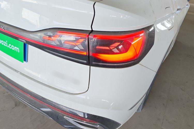 Used Volkswagen Tiguan X 2023 330TSI Two-Wheel Drive Luxury Edition Right Rear Taillight
