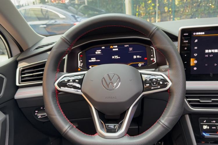 Used Volkswagen Tiguan X 2023 Revised Version 330TSI Two-Wheel-Drive Flagship Edition Steering Wheel