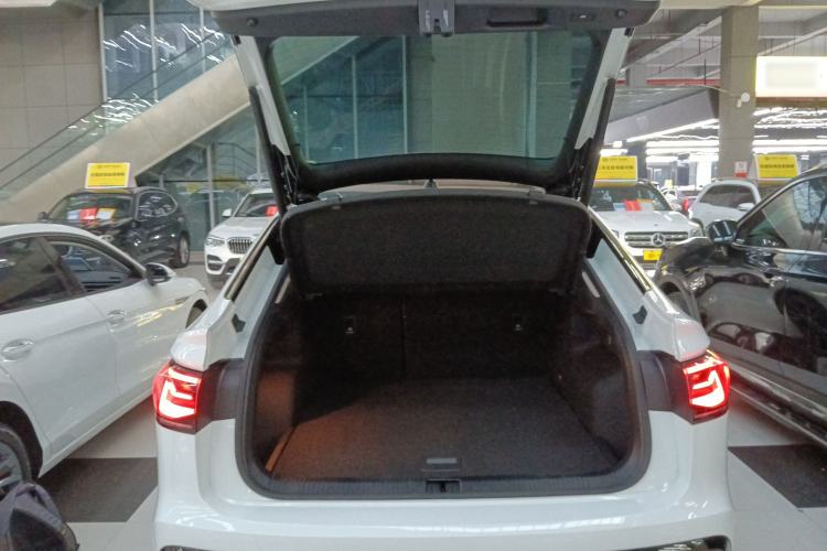 Used Volkswagen Tiguan X 2023 330TSI Two-Wheel-Drive Prestige Flagship Edition Trunk