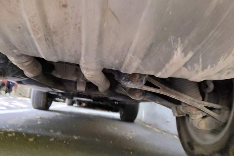 Used Volkswagen Touareg 2007 3.6L Top-Tier Version Chassis Rear