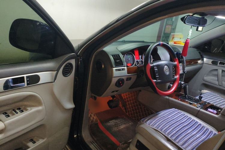 Used Volkswagen Touareg 2007 3.6L Standard Version Driver Seat