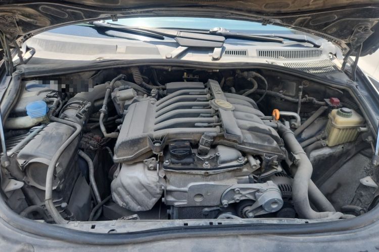 Used Volkswagen Touareg 2007 3.6L Luxury Model Engine Bay
