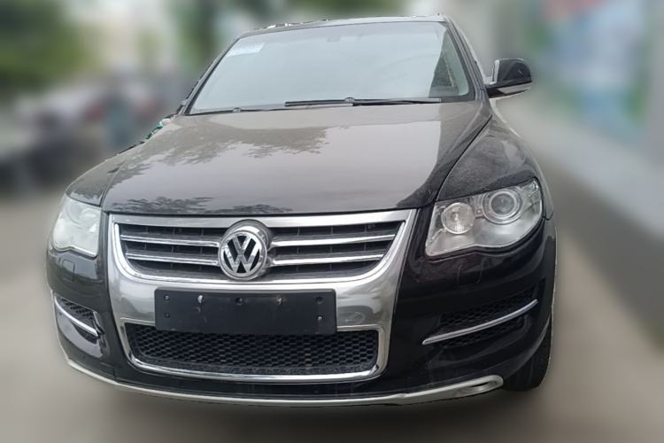 Used Volkswagen Touareg 2007 4.2L Top-of-the-Line Version Front