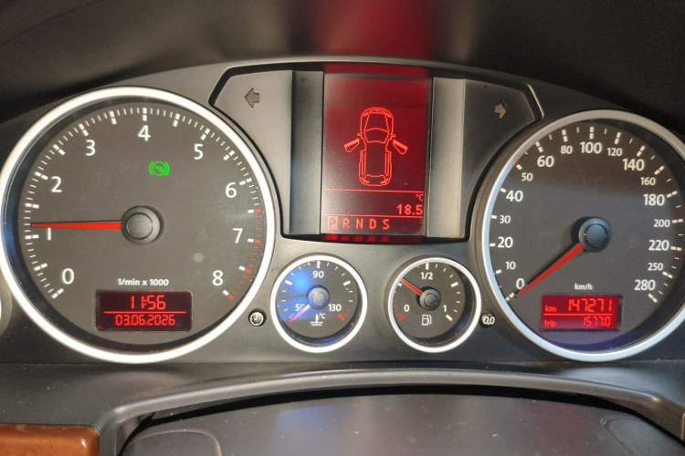 Used Volkswagen Touareg 2007 3.6L Standard Version Instrument Cluster
