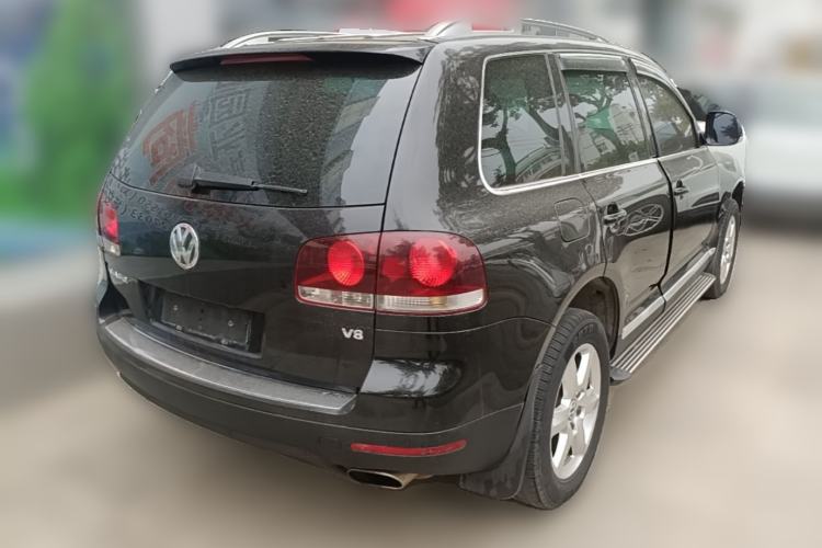 Used Volkswagen Touareg 2007 4.2L Top-of-the-Line Version Rear Right 45 Deg