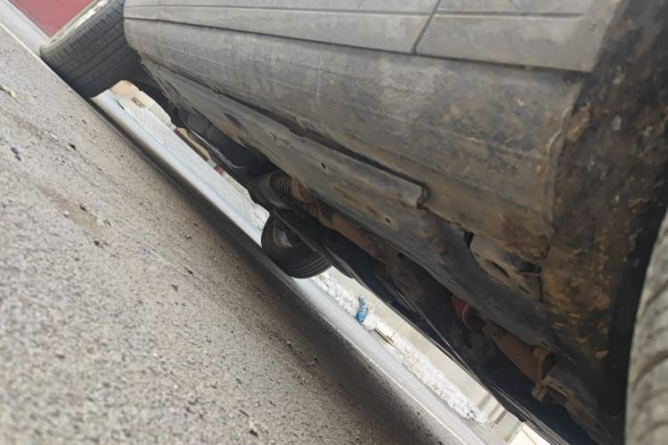 Used Volkswagen Touareg 2007 3.6L Luxury Model Chassis Front Right