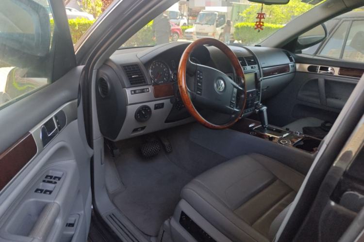 Used Volkswagen Touareg 2007 3.6L Top-Tier Version Driver Seat