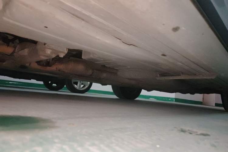Used Volkswagen Touareg 2007 3.6L Luxury Model Chassis Front Left