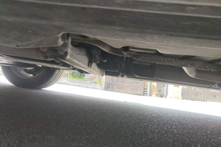 Used Volkswagen Touareg 2009 3.0T Diesel Standard Model Chassis Front Left
