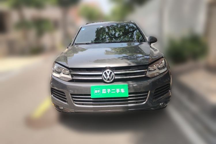 Used Volkswagen Touareg 2009 3.0T Diesel Standard Model Front