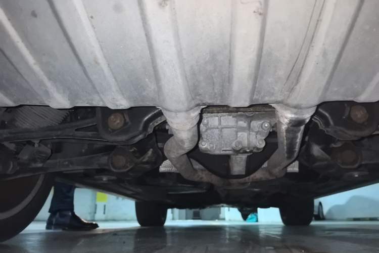Used Volkswagen Touareg 2010 3.6 Limited Top-Trim Version Chassis Rear