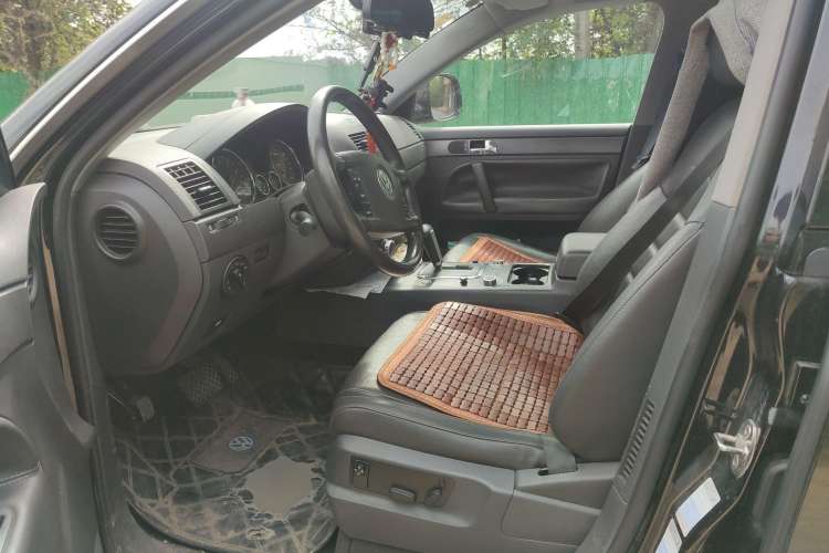 Used Volkswagen Touareg 2010 3.6 Limited Luxury Edition Driver Seat