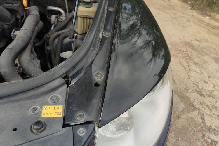Used Volkswagen Touareg 2010 3.6 Limited Luxury Edition Engine Bay Left