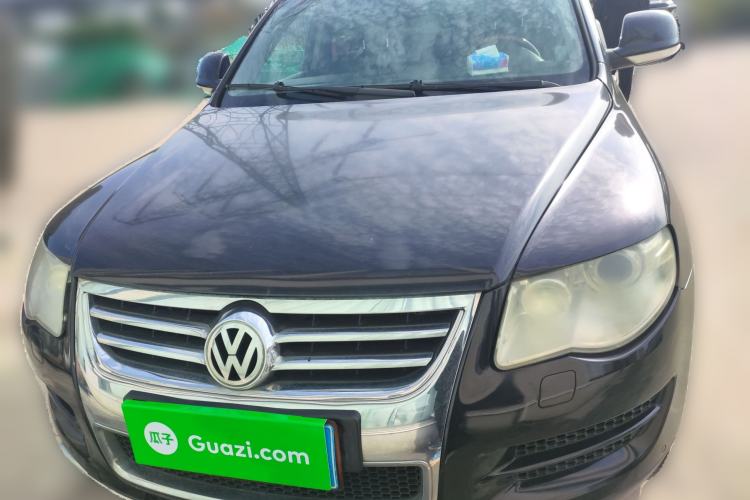Used Volkswagen Touareg 2010 3.6 Limited Top-Trim Version Front