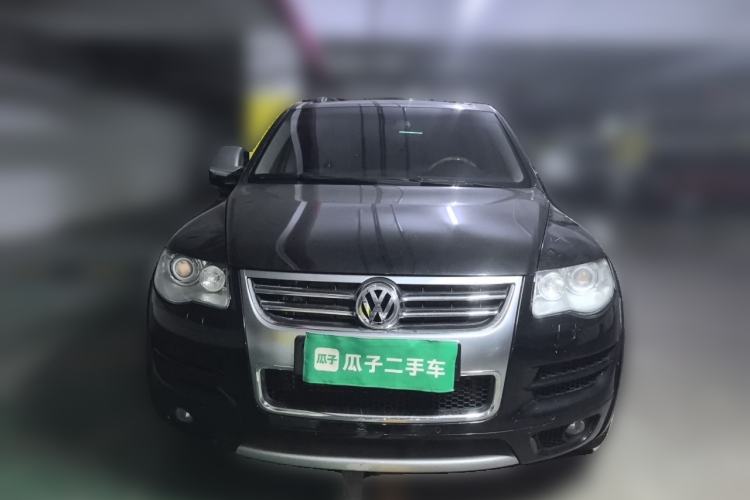 Used Volkswagen Touareg 2010 3.6 Limited Top-Trim Version Front