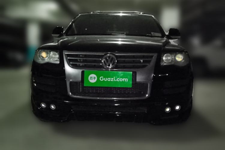 Used Volkswagen Touareg 2010 3.6 Limited Top-Trim Version Front