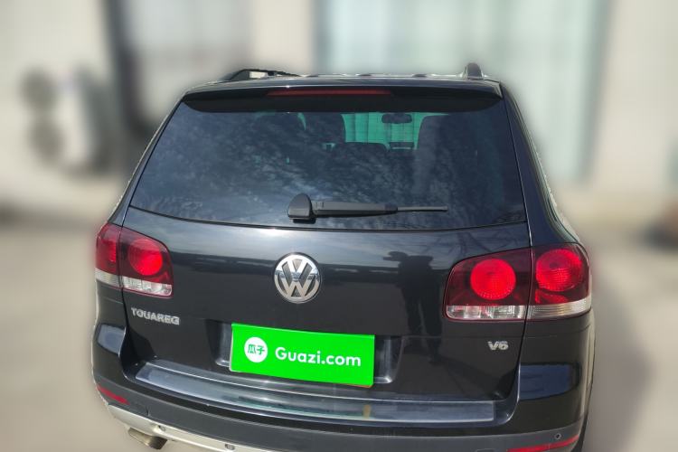 Used Volkswagen Touareg 2010 3.6 Limited Top-Trim Version Rear