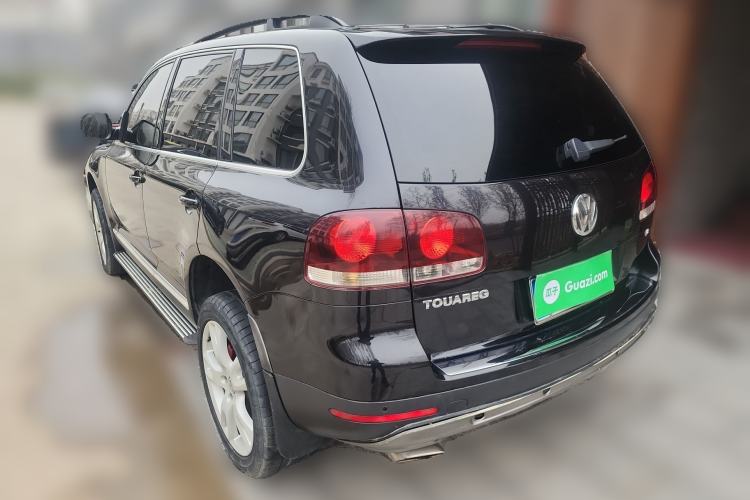 Used Volkswagen Touareg 2010 3.6 Limited Top-Trim Version Rear Left 45 Deg