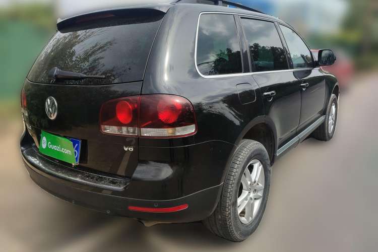 Used Volkswagen Touareg 2010 3.6 Limited Luxury Edition Rear Right 45 Deg