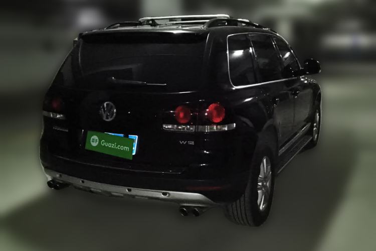 Used Volkswagen Touareg 2010 3.6 Limited Top-Trim Version Rear Right 45 Deg