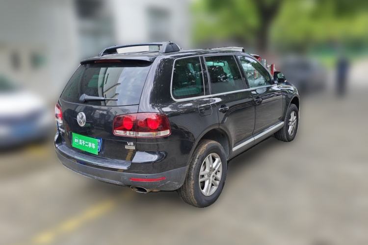 Used Volkswagen Touareg 2010 3.6 Limited Top-Trim Version Rear Right 45 Deg