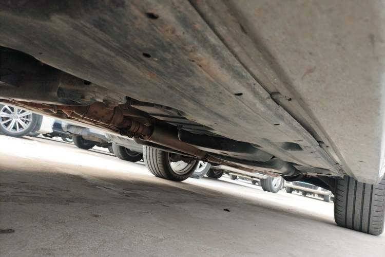 Used Volkswagen Touareg 2010 3.6 Limited Comfort Edition Chassis Front Left