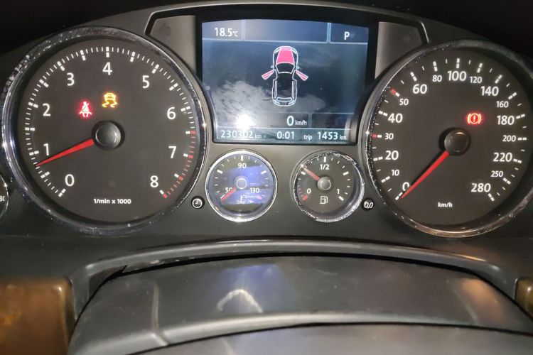 Used Volkswagen Touareg 2010 3.6 Limited Luxury Edition Instrument Cluster