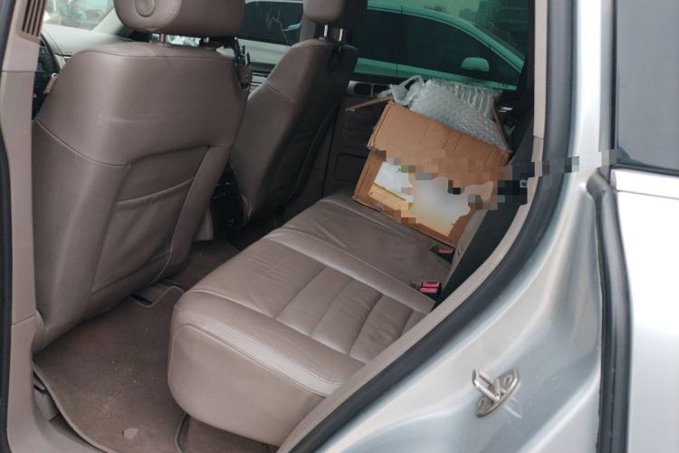 Used Volkswagen Touareg 2010 3.6 Limited Comfort Edition Left Rear Seat