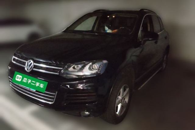 Ojetý Volkswagen Touareg 2011 3.0 TSI Comfort Version