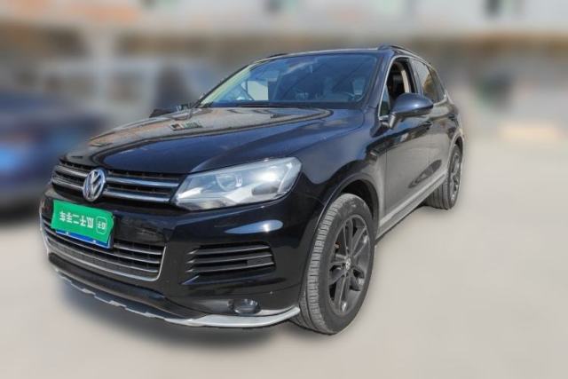 Ojetý Volkswagen Touareg 2011 3.0 TSI Standard Version