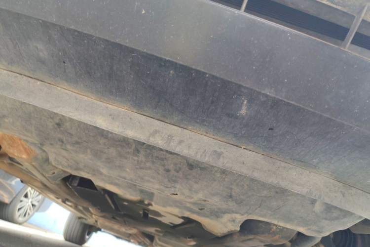 Used Volkswagen Touareg 2011 3.0 TSI Comfort Version Chassis Front