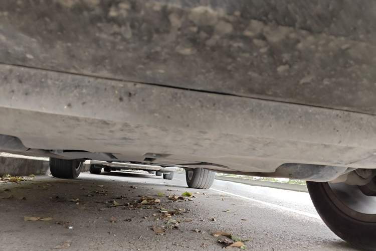 Used Volkswagen Touareg 2011 3.0 TSI Hybrid Chassis Front