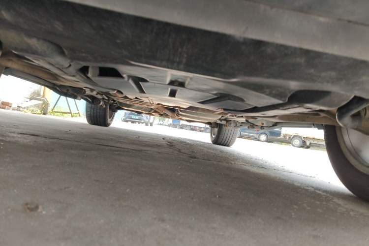 Used Volkswagen Touareg 2011 3.0 TSI Comfort Version Chassis Front