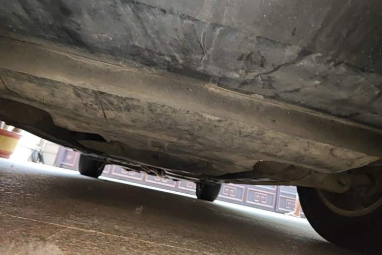 Used Volkswagen Touareg 2011 3.0 TSI Comfort Version Chassis Front