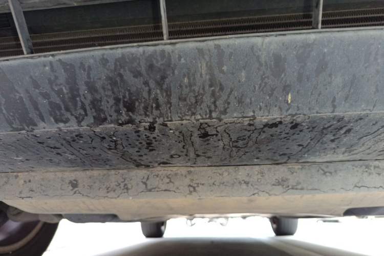 Used Volkswagen Touareg 2011 3.0 TSI High-End Version Chassis Front