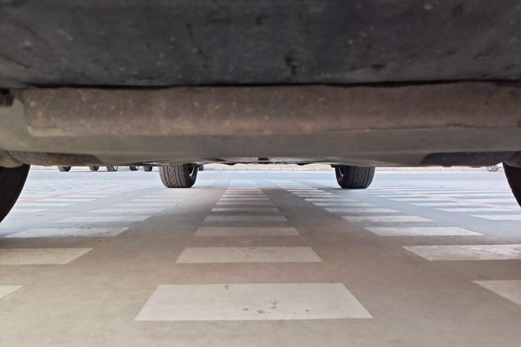 Used Volkswagen Touareg 2011 3.0 TSI Comfort Version Chassis Front