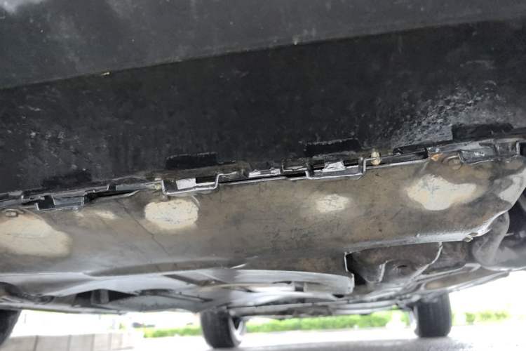 Used Volkswagen Touareg 2011 3.0 TSI Comfort Version Chassis Front